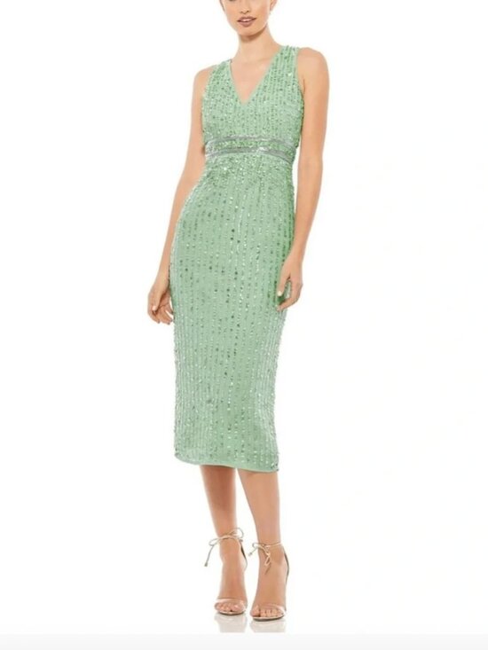 Mac Duggal Dresses & Skirts - Mac Duggal 70267 Sequined Sleeveless V-Neck Midi Sheath Dress Size 10